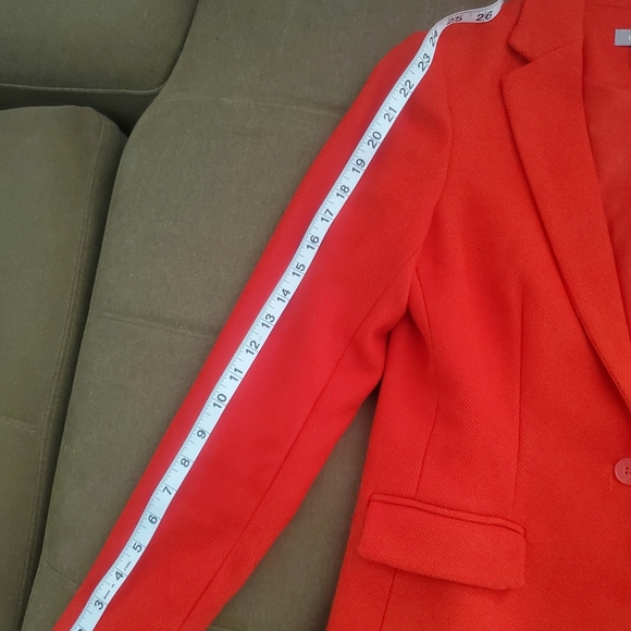 Kenar Single Button Waffle Weave Blazer - Picture 6 of 14